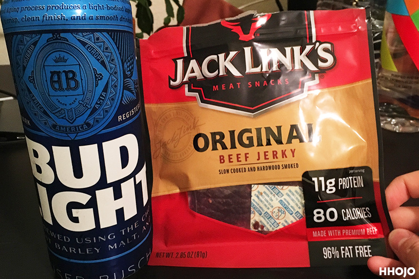 バドライトとビーフジャーキー画像