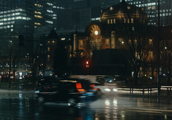 snow_tokyo_station_main